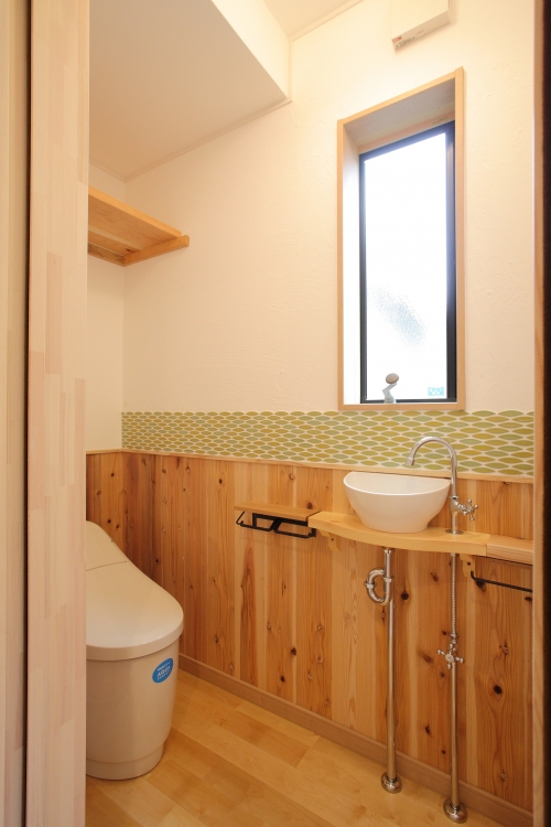 家づくりコラム 2階のトイレは必要ですか 新築住宅について 愛知県西尾市の新築 注文住宅 リフォームを手がける工務店 ほっとスマイルハウス ブログ